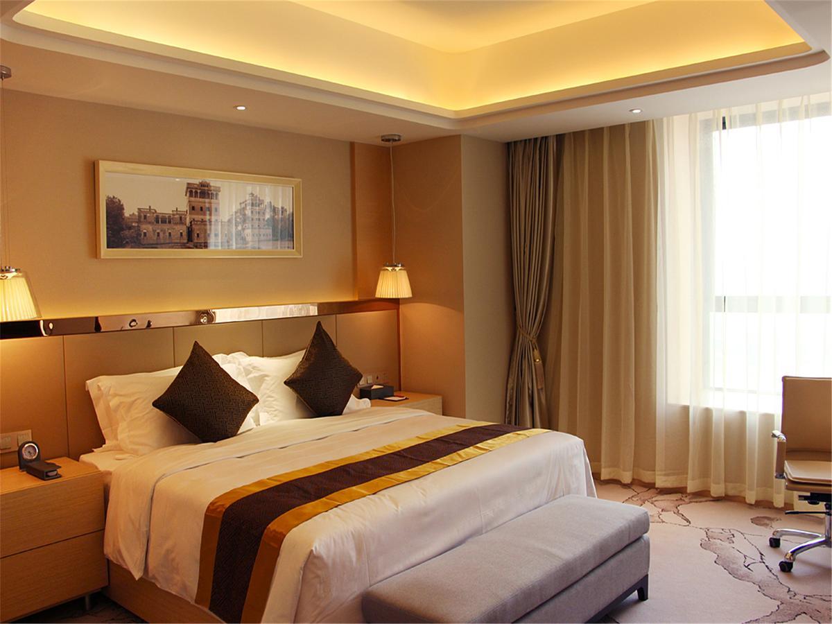 Ramada By Wyndham Enping Hotell Exteriör bild